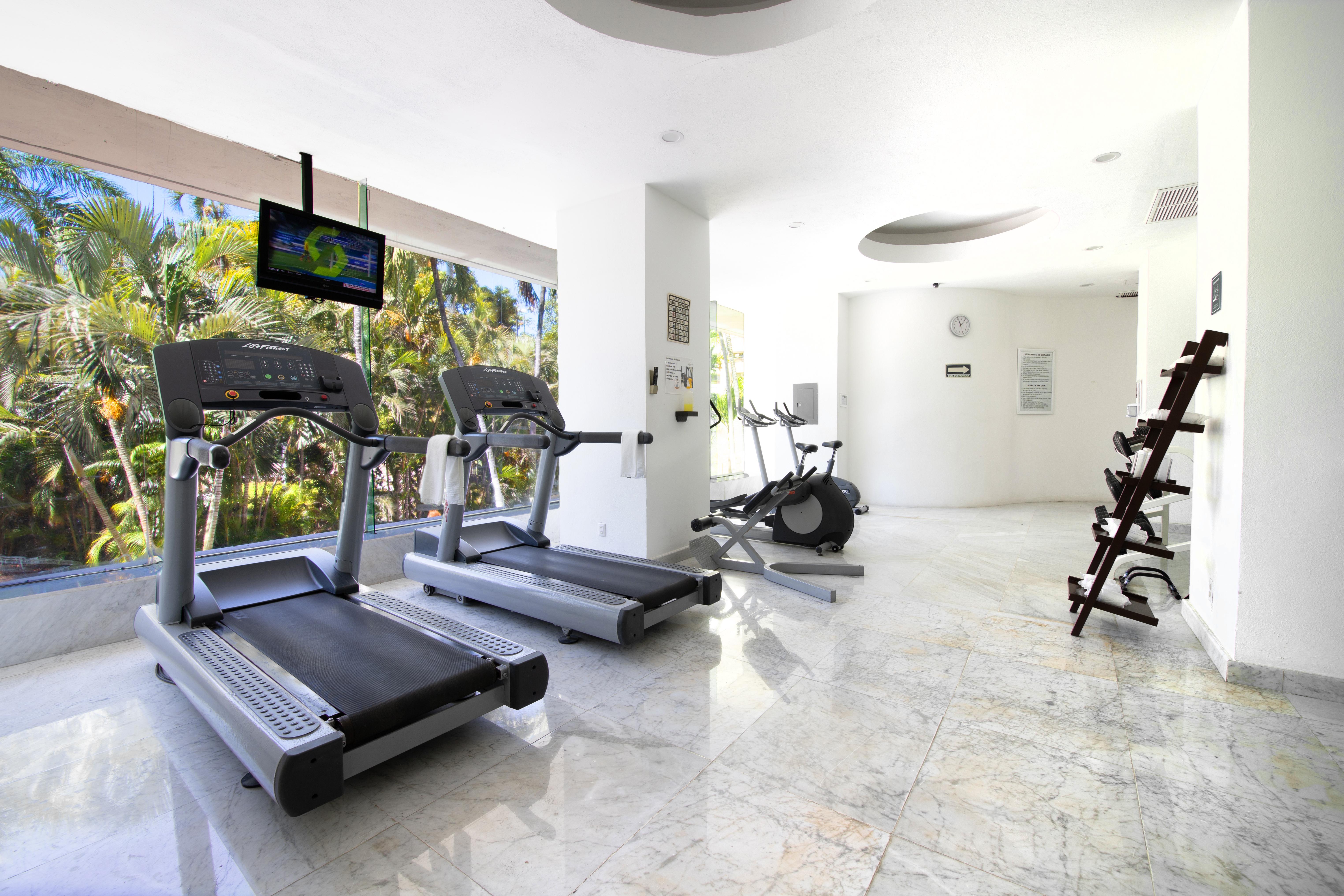 Emporio Acapulco Hotell Eksteriør bilde A treadmill