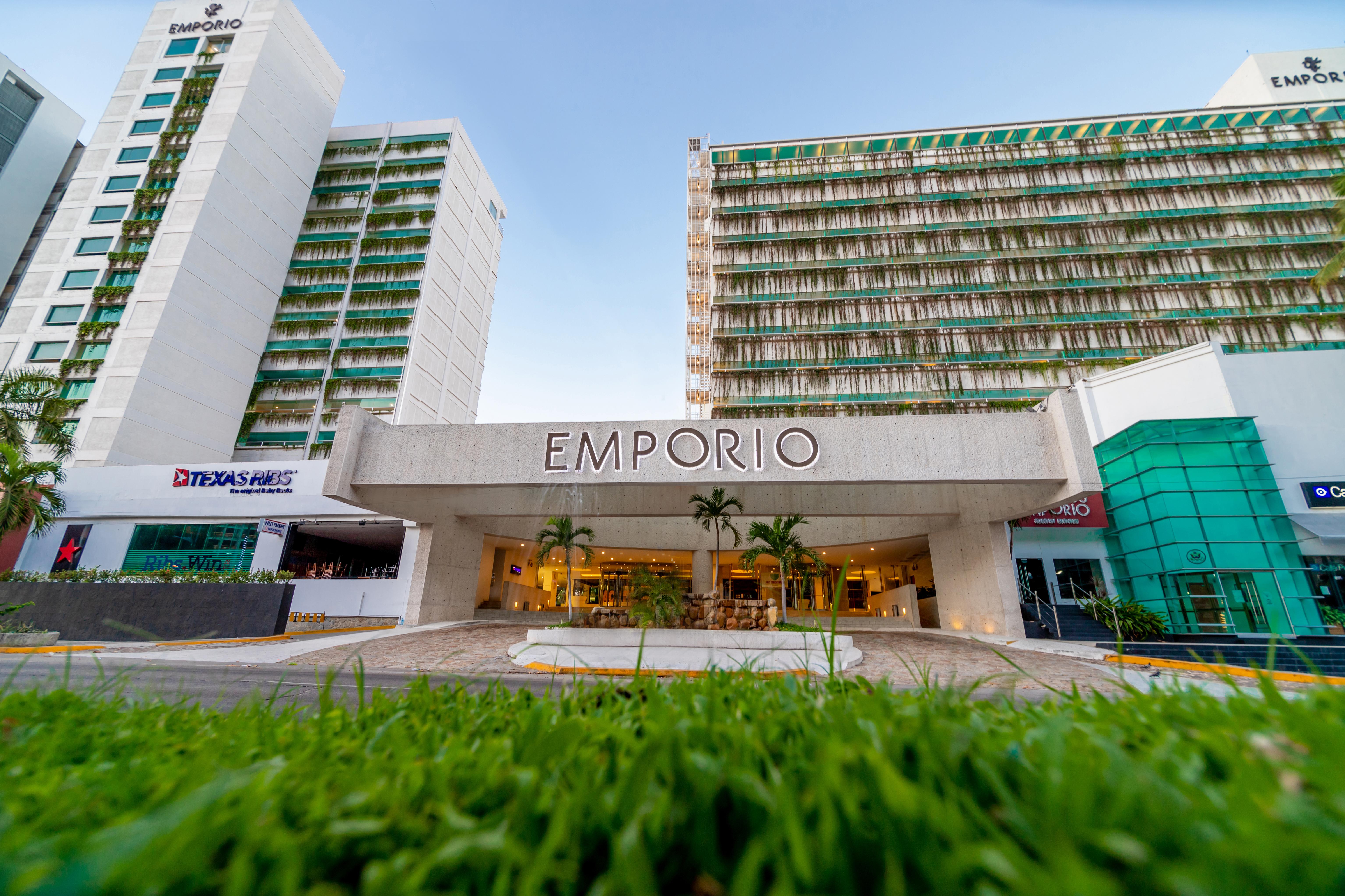 Emporio Acapulco Hotell Eksteriør bilde Emporio shopping mall